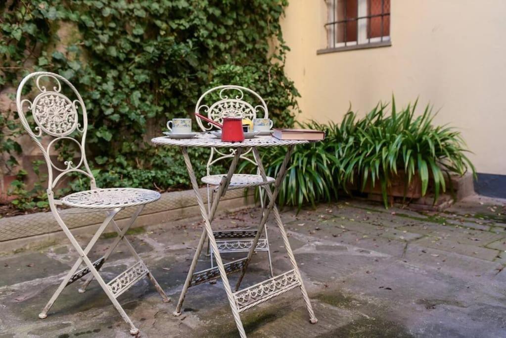 Cozy Apartment With Private Garden - City Center - Florença Exterior foto